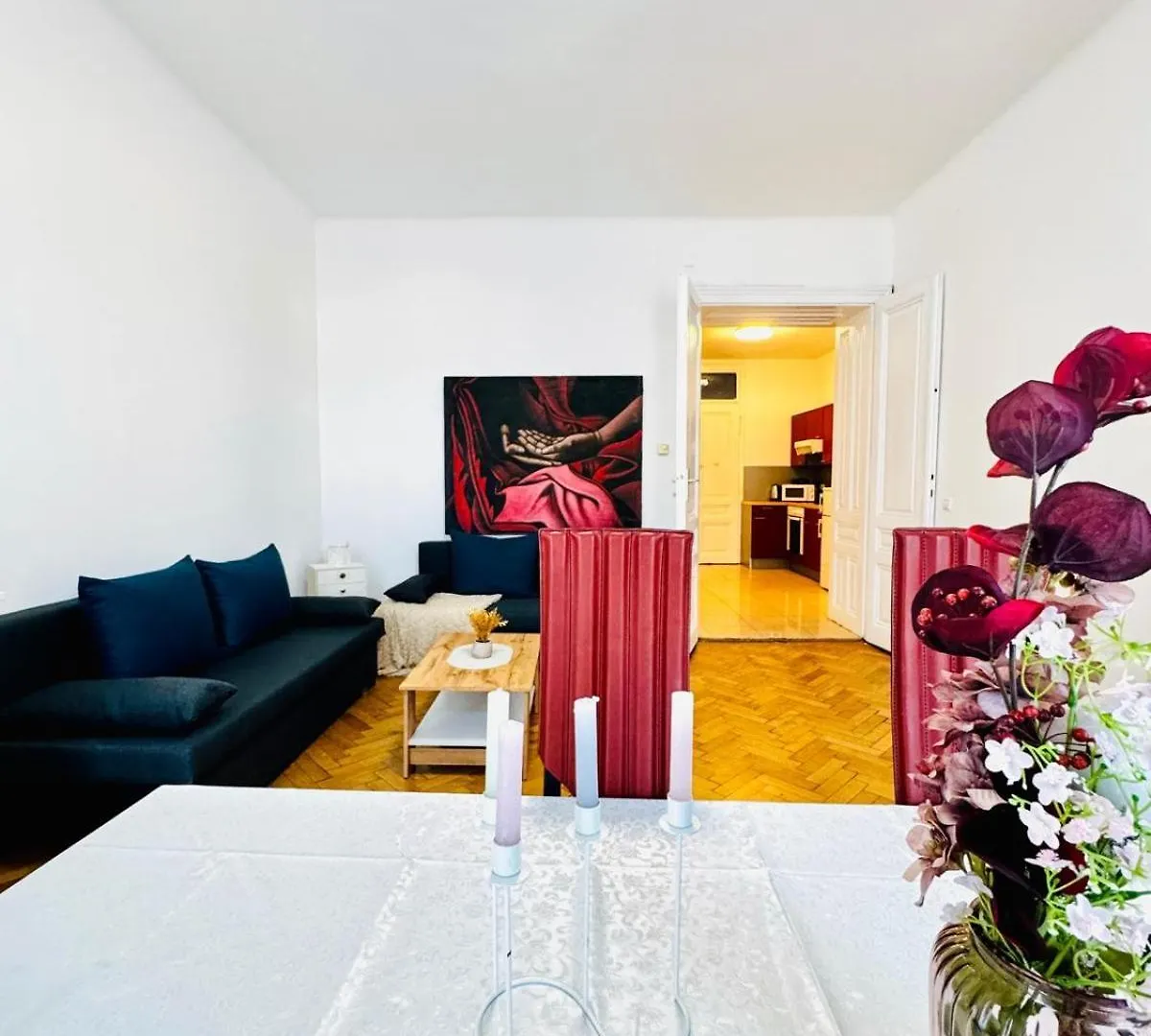 Affordable 1Br & 1Lr Apt, 7 Min To Westbahnhof Vienna 0*,  Austria