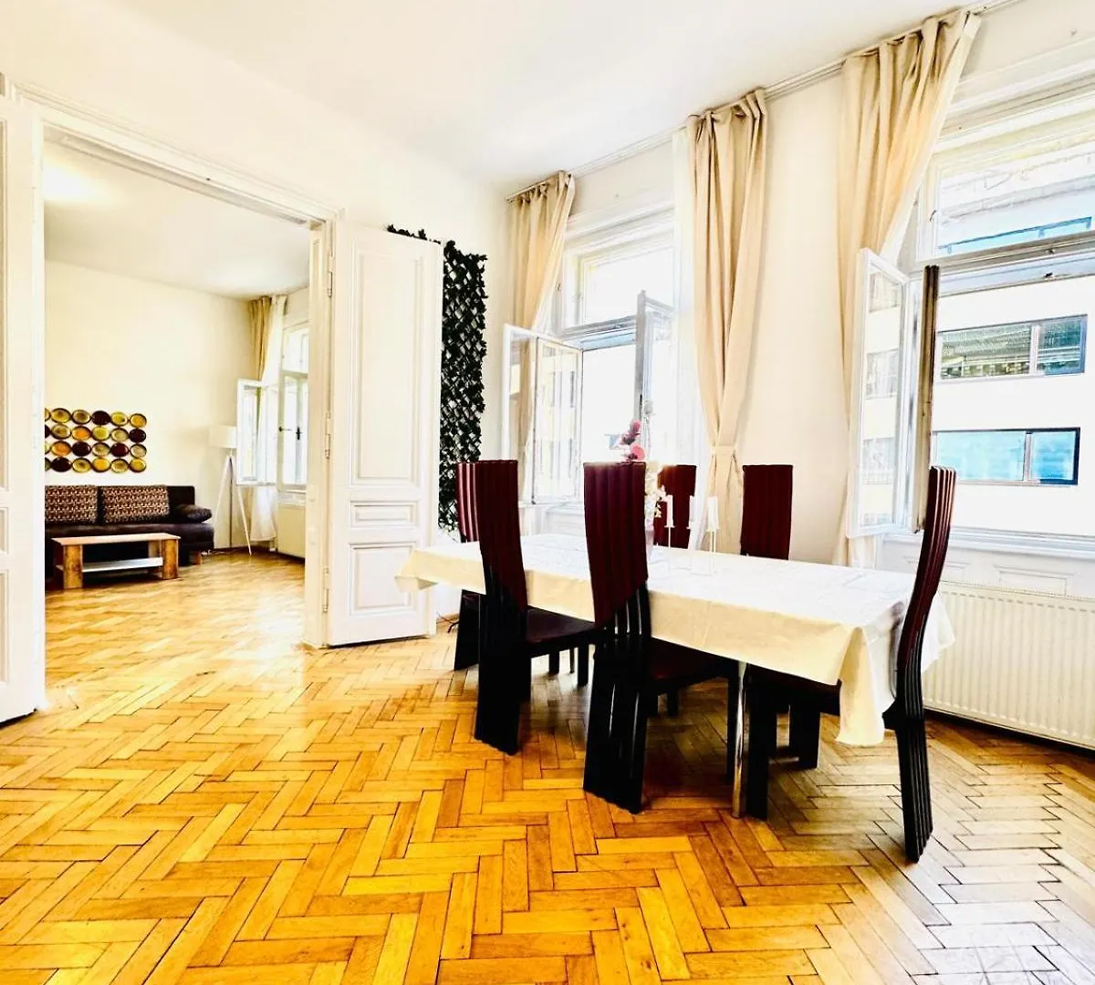Affordable 1Br & 1Lr Apt, 7 Min To Westbahnhof Vienna