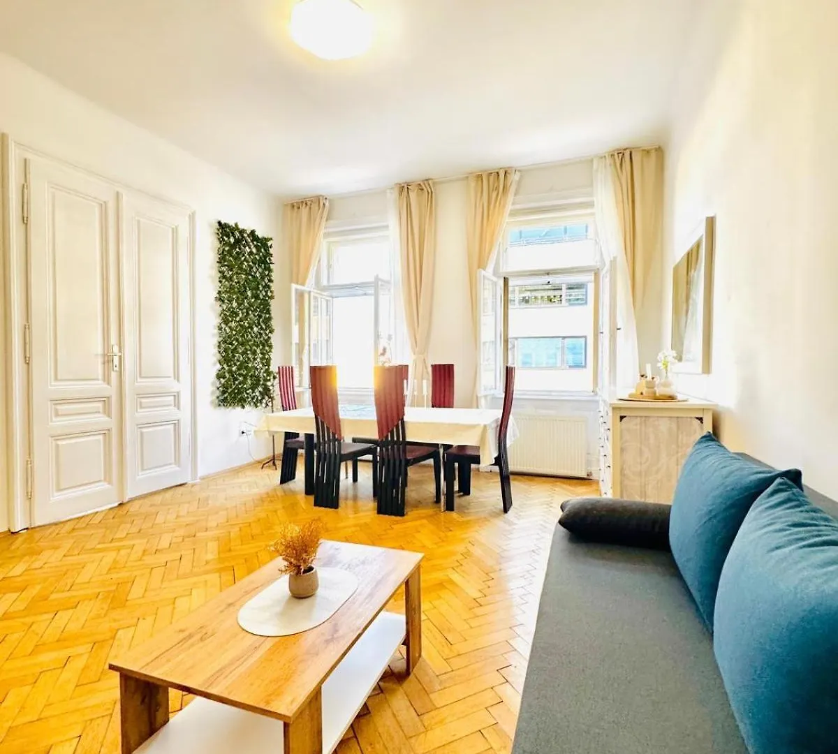 Affordable 1Br & 1Lr Apt, 7 Min To Westbahnhof Viyana 0*,