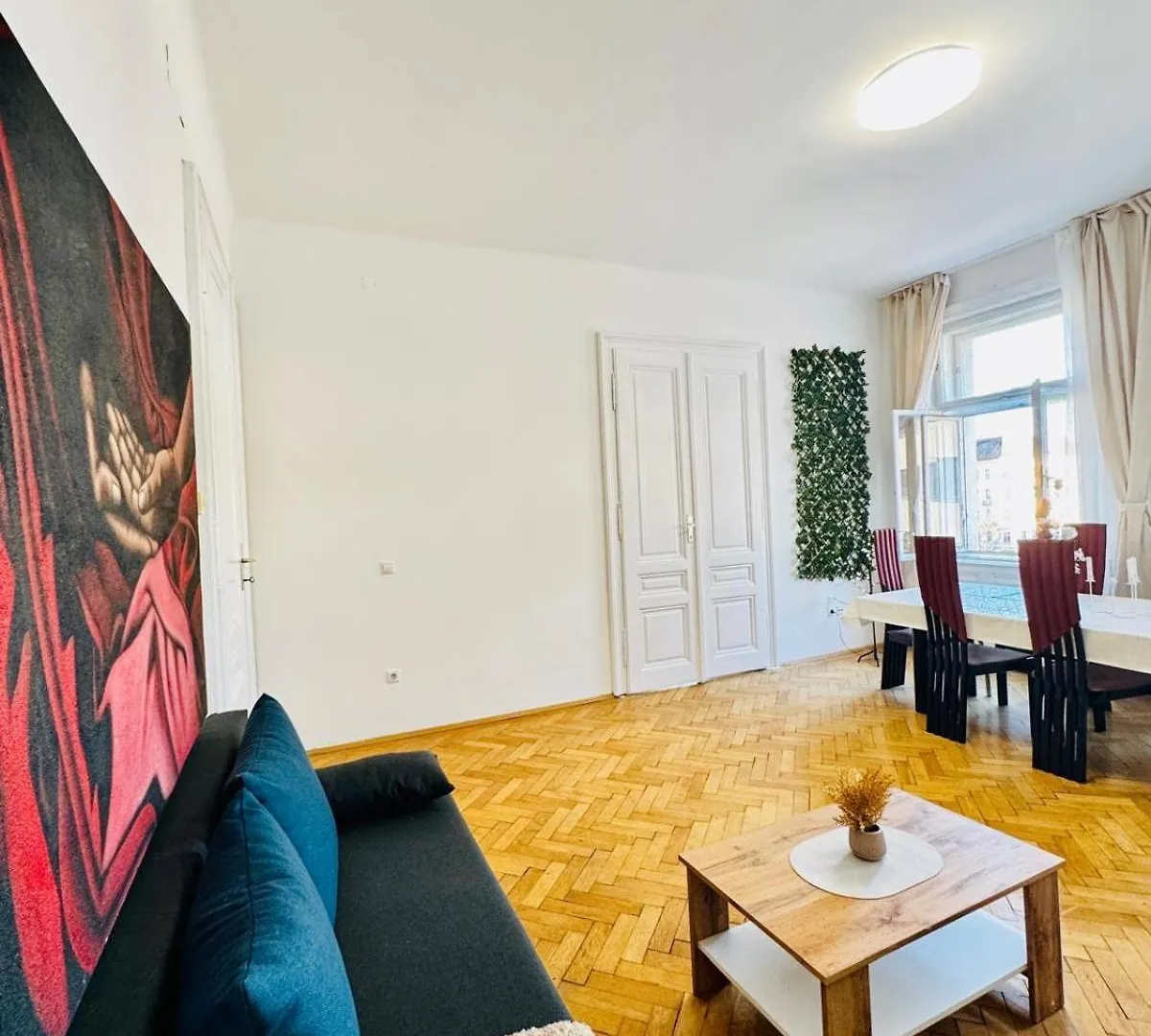Affordable 1Br & 1Lr Apt, 7 Min To Westbahnhof Viyana 0*,  Avusturya